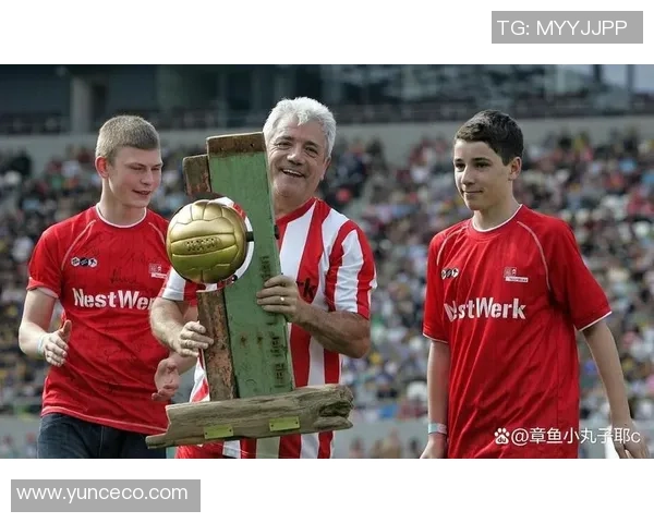 足球百大战役球星排名盘点 各时代传奇球员巅峰对决回顾